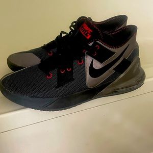 Nike Air Max Impact 2